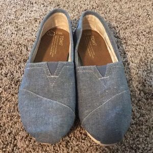 Denim toms